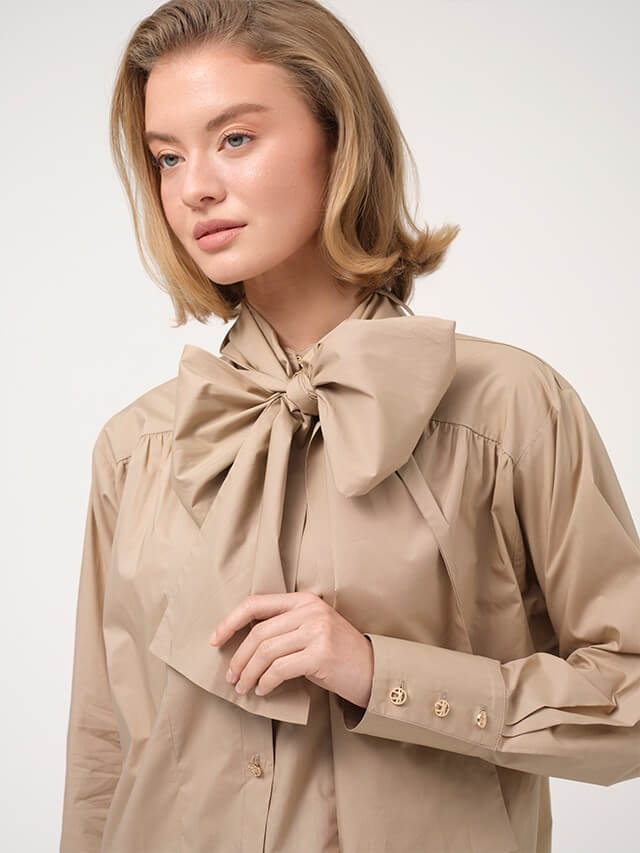 Women's Fashion by Cristina Barros