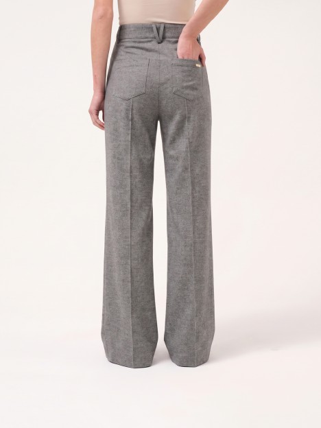 Knit trousers with pockets Knit trousers with pockets