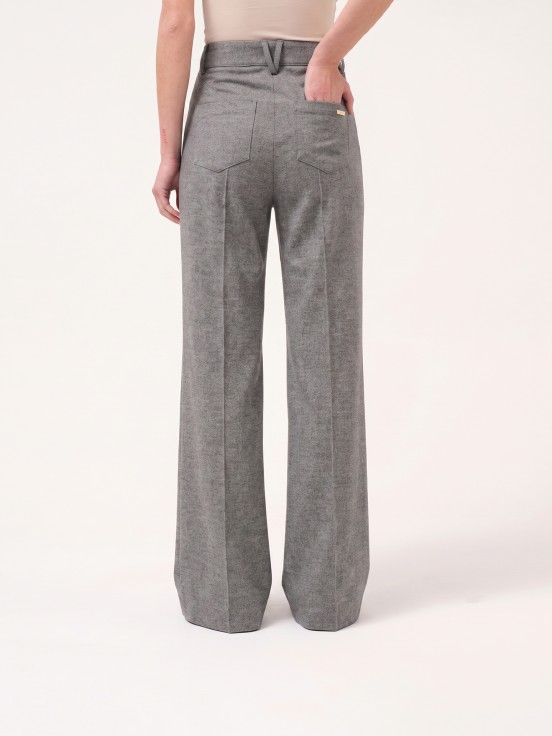 Knit trousers with pockets