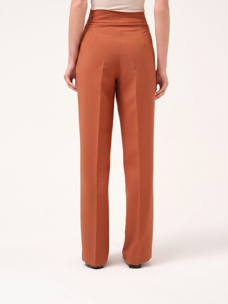 Trousers with buttoned strap Trousers with buttoned strap