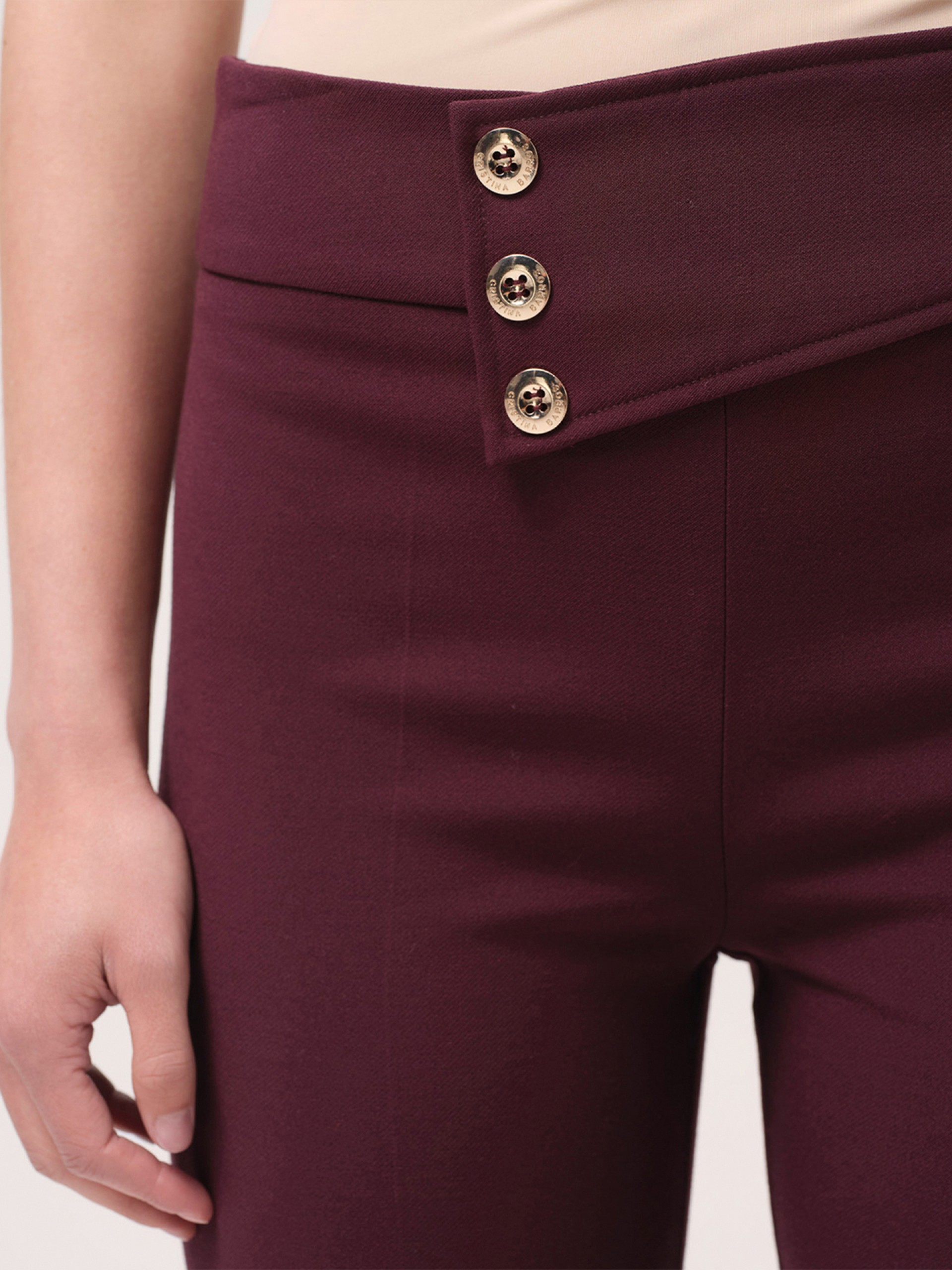 Calça boca de sino