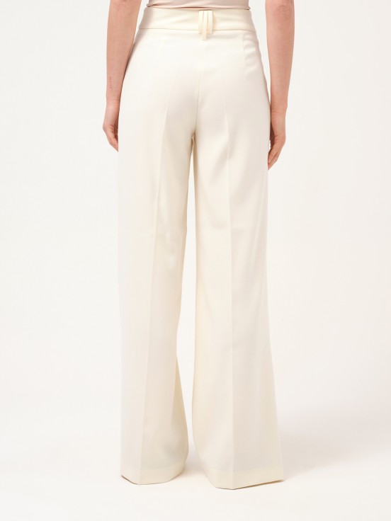 Wide-leg trousers