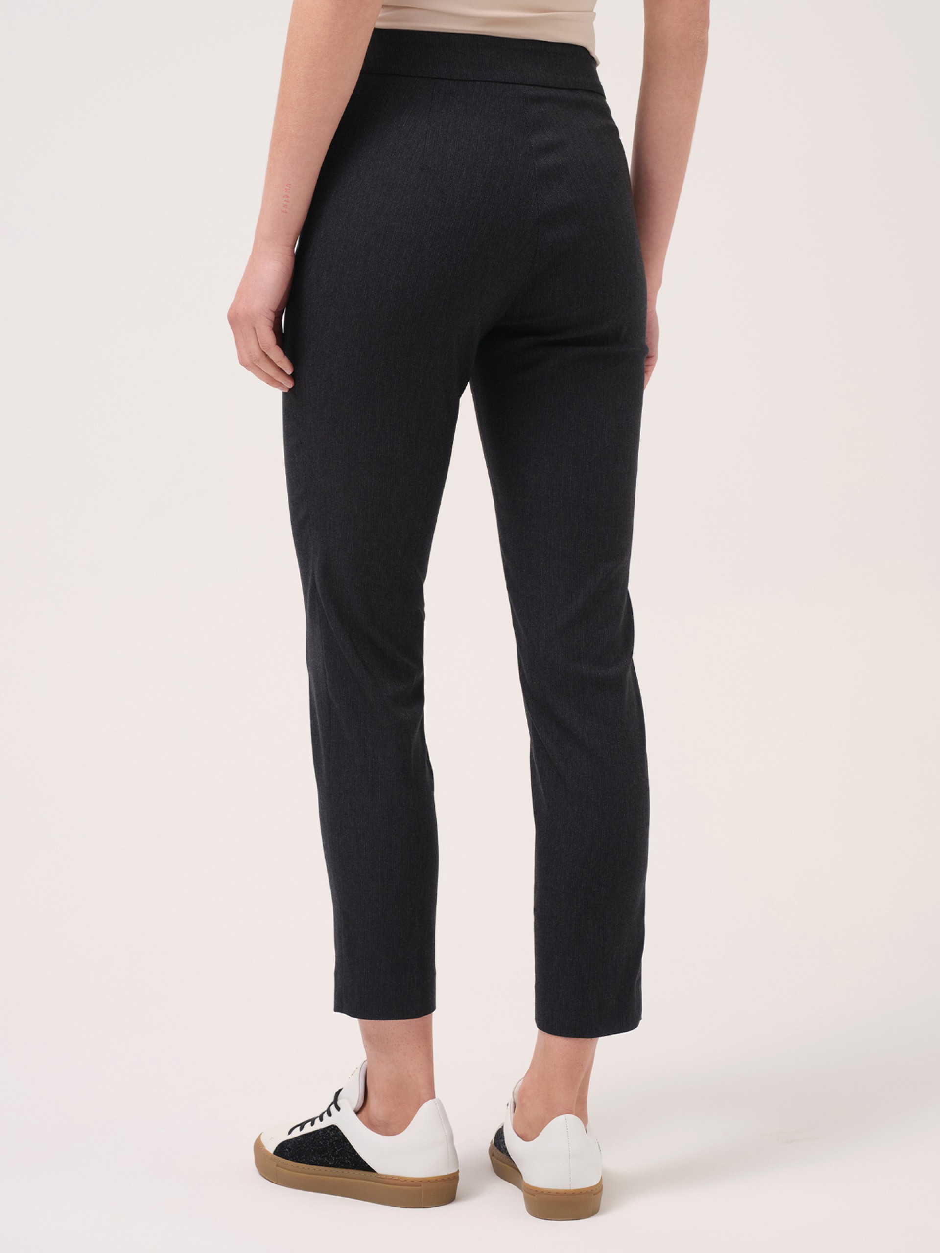 Slim-fit trousers with flaps