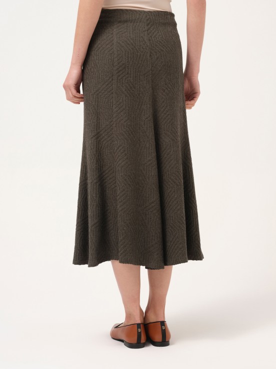 Midi knit skirt