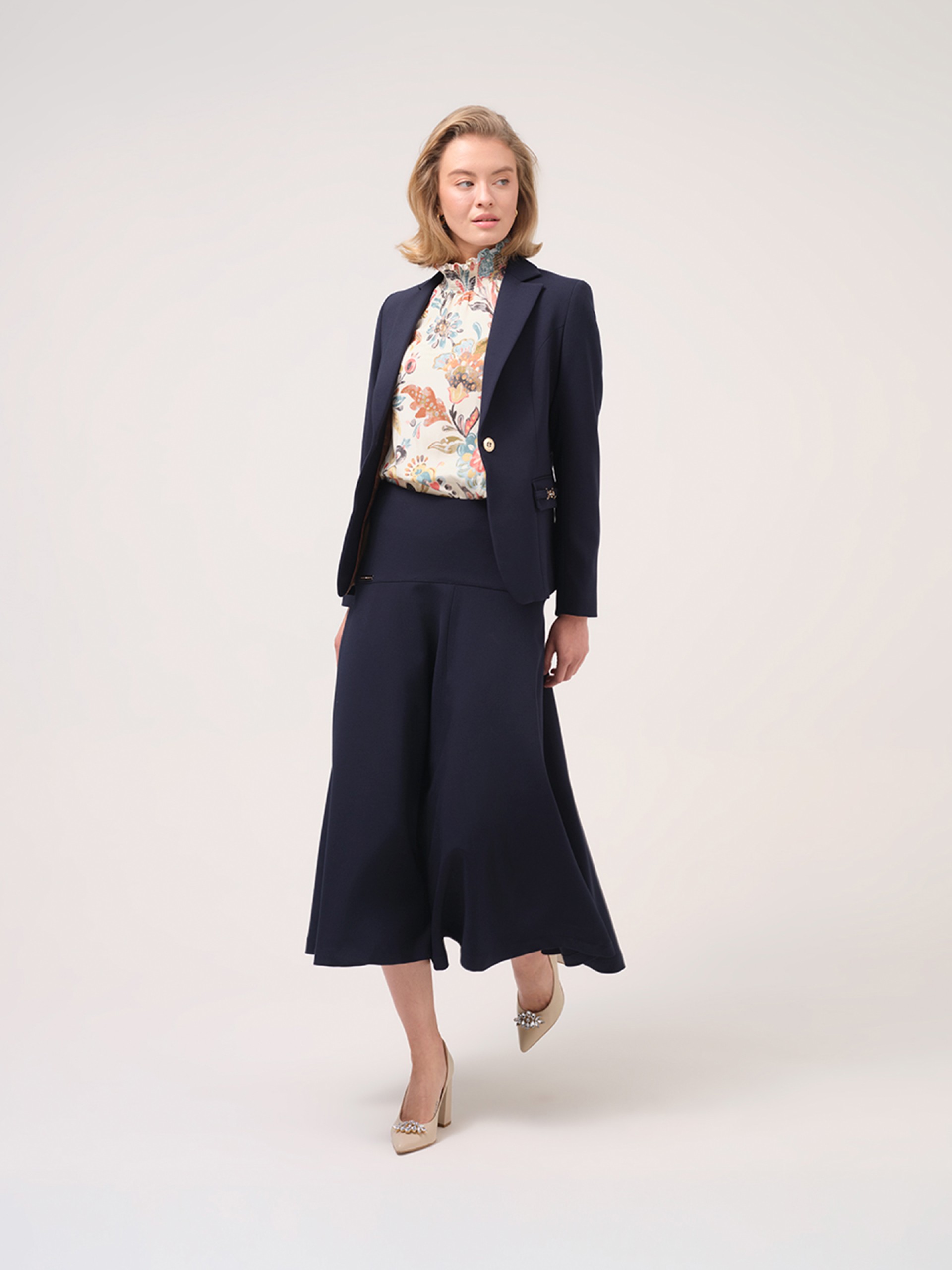 Midi flared skirt with hip seam