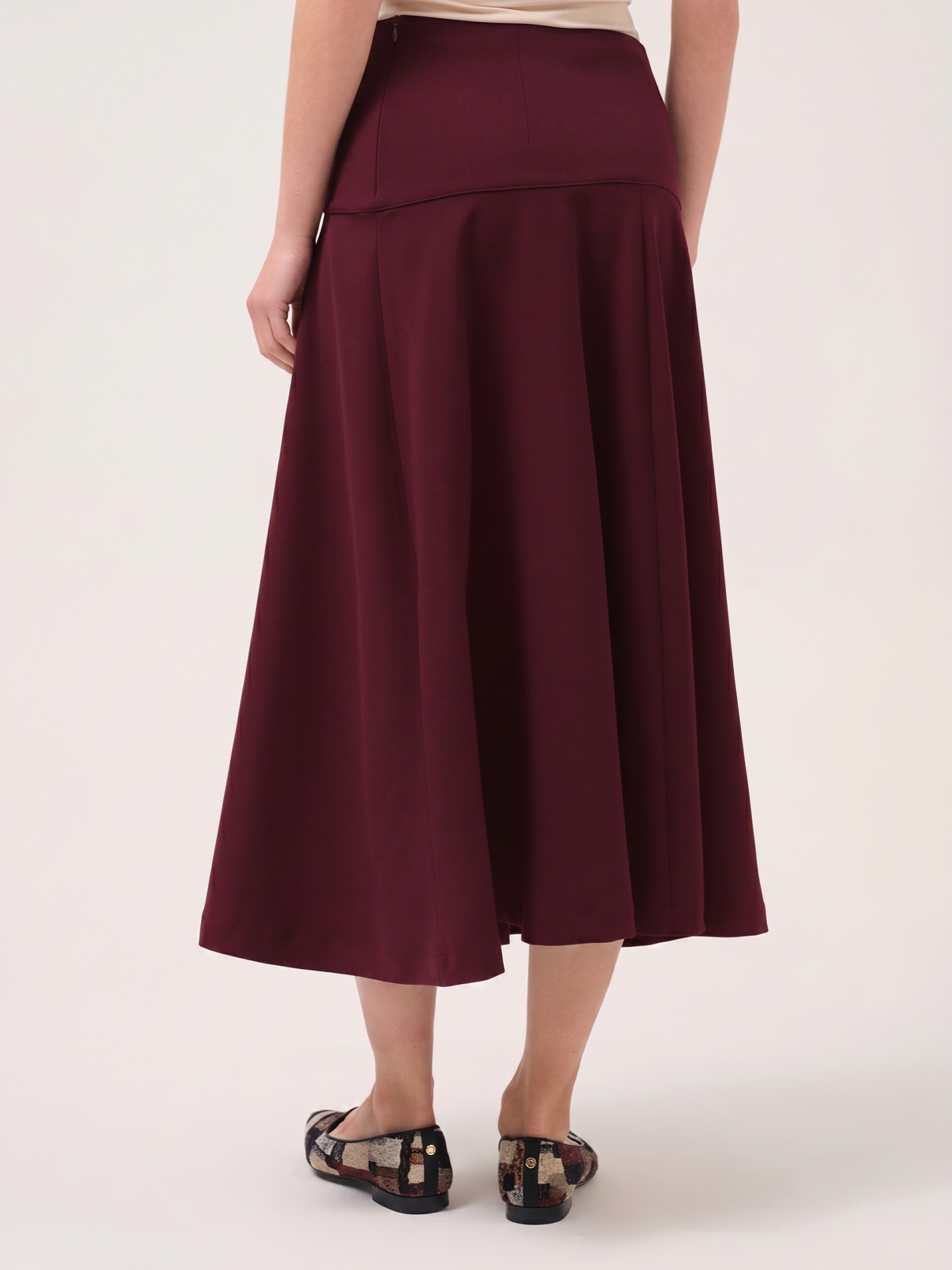 Midi flared skirt with hip seam