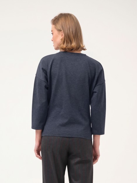 Front-knot jumper Front-knot jumper
