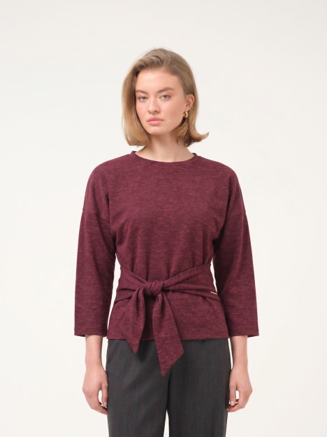 Front-knot jumper Front-knot jumper