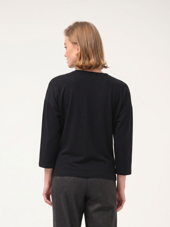 Camisola com n� na frente