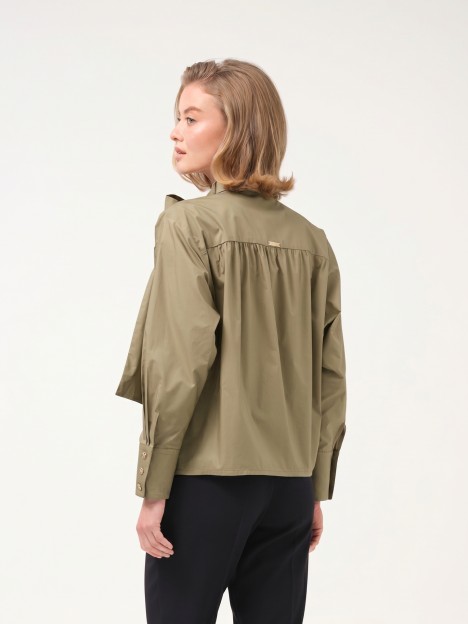 Shirt with bow