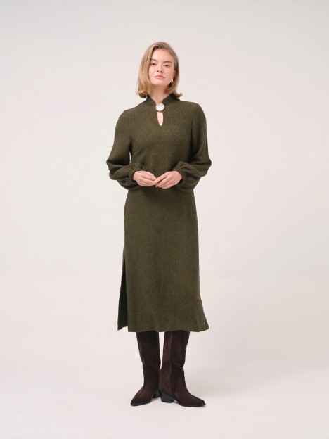 Long-sleeved dress