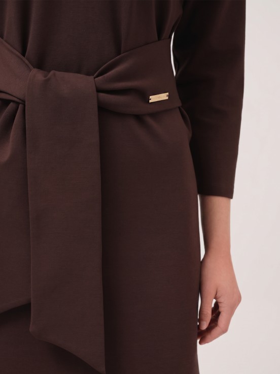 Midi knit dress with knot