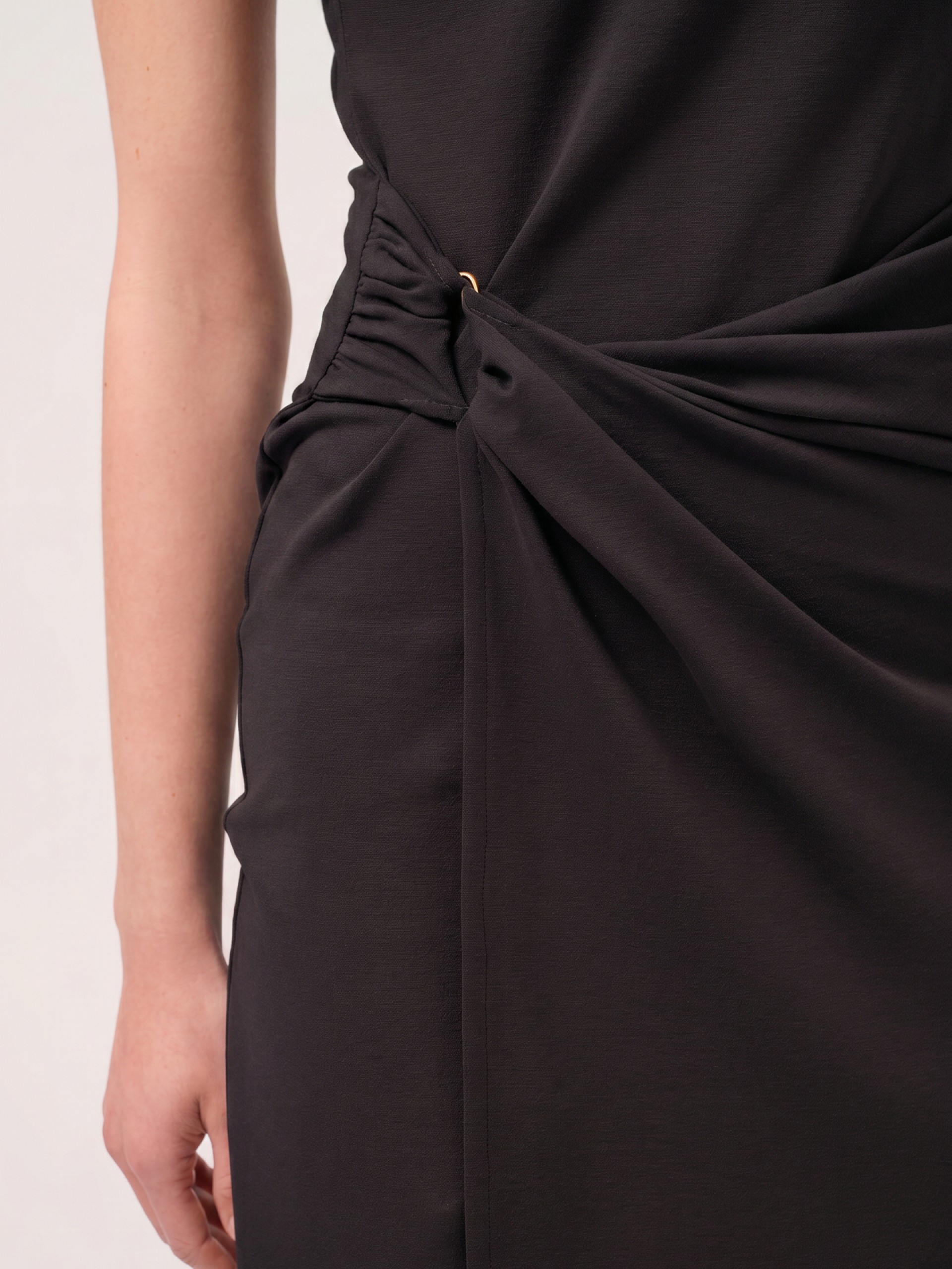 Vestido comprido de malha cruzado