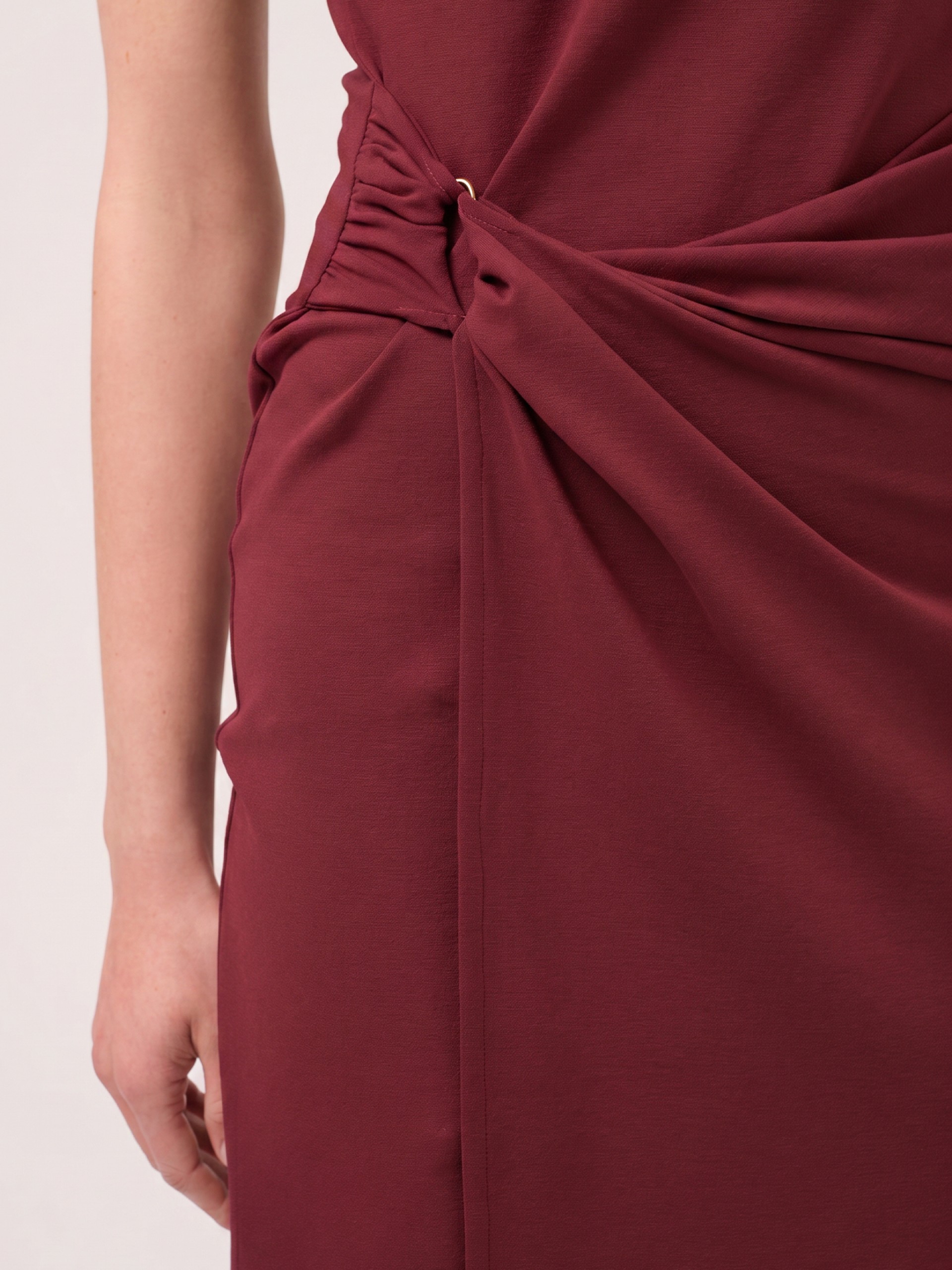 Vestido comprido de malha cruzado