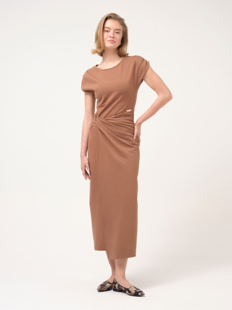 Vestido comprido de malha cruzado