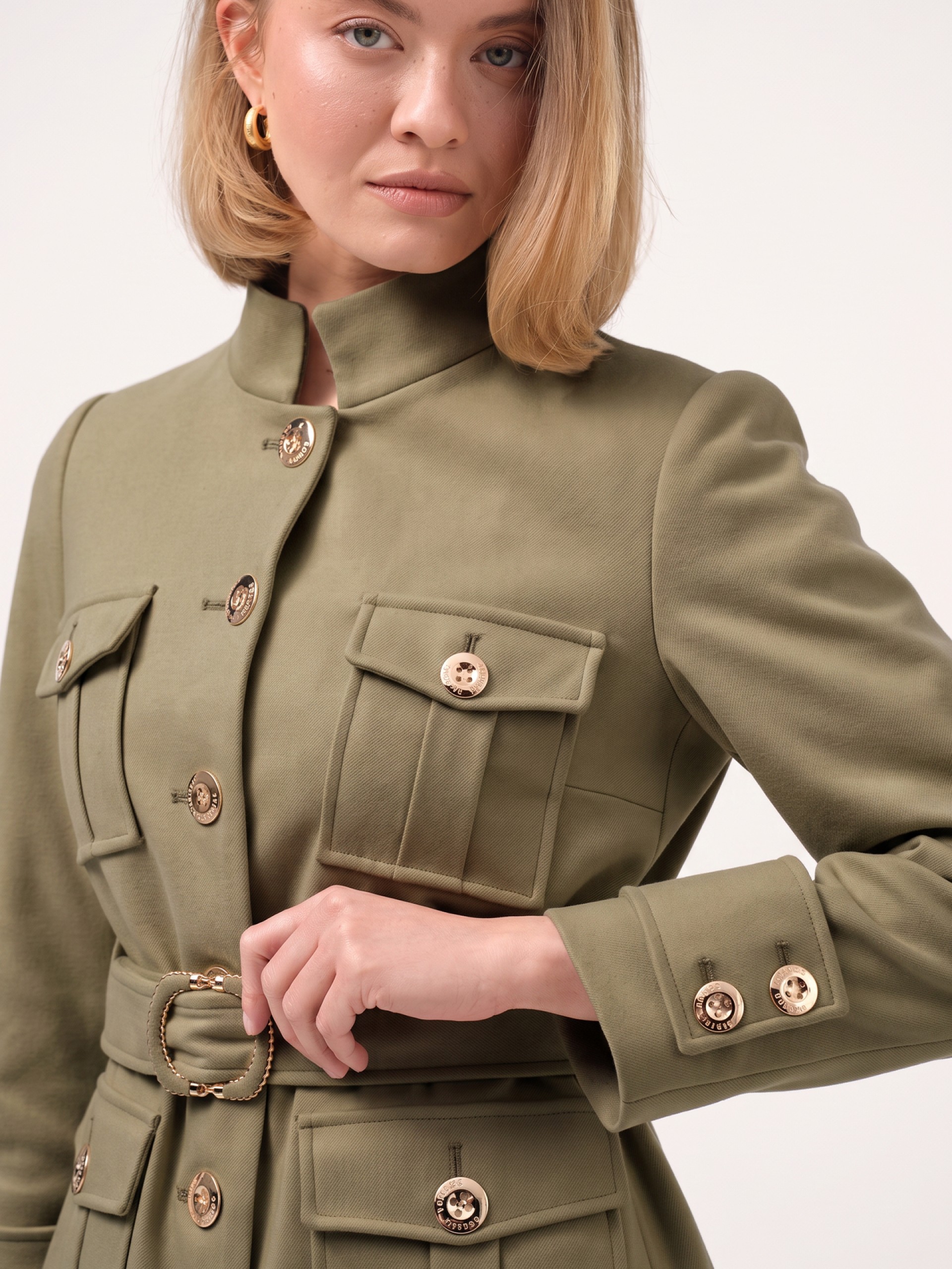 Casaco militar comprido