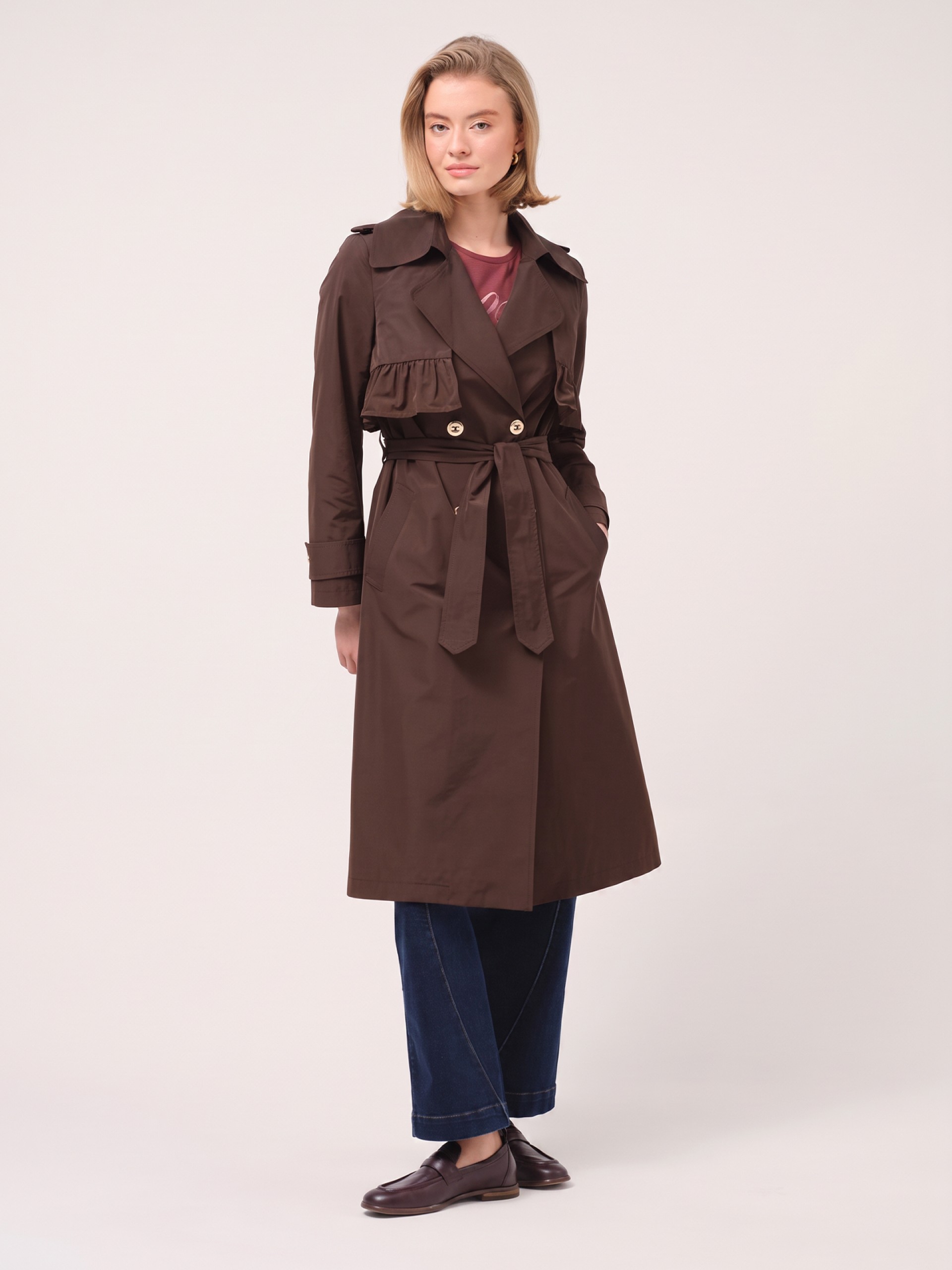 Trench coat with ruffle
