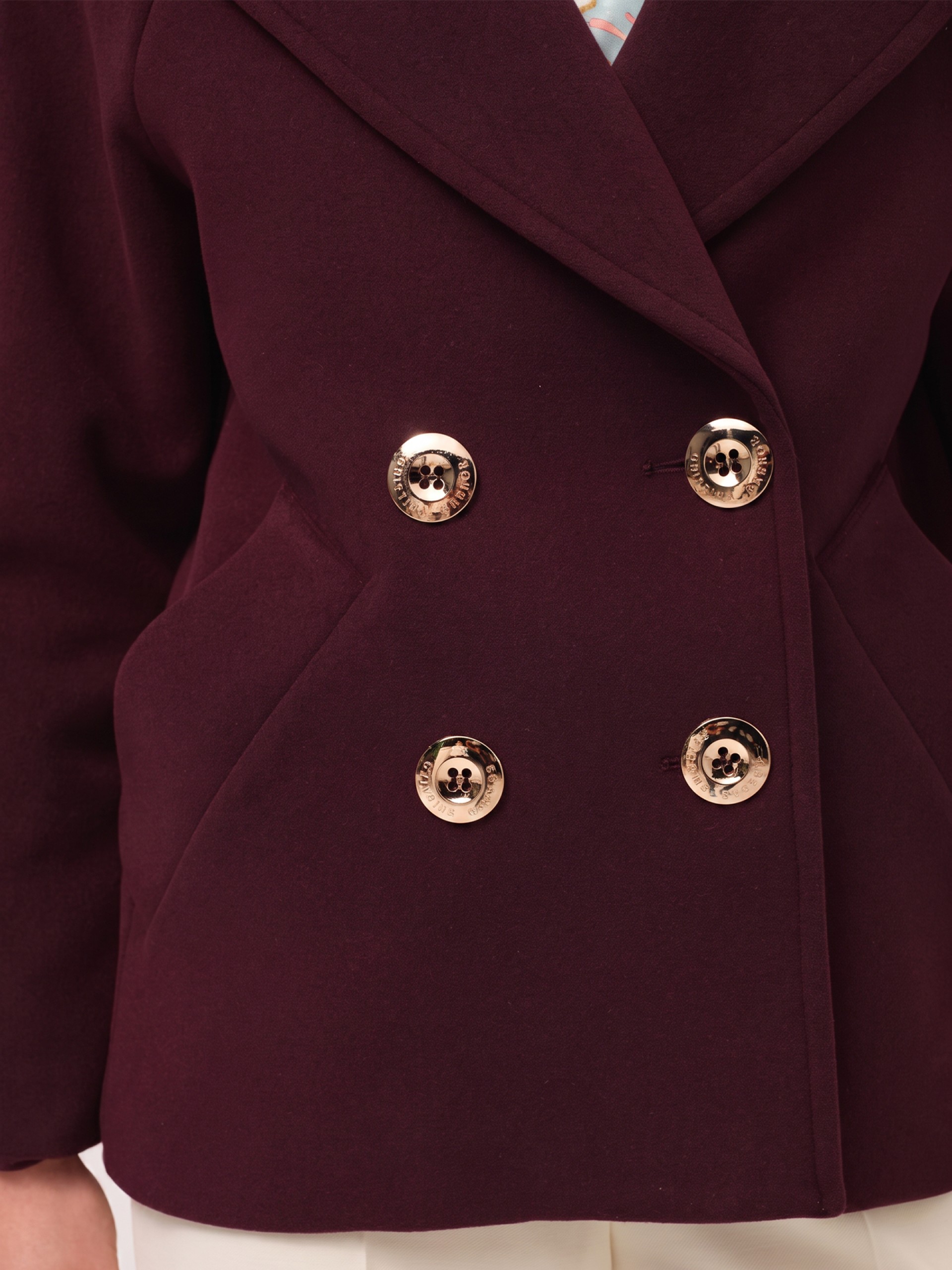 Woven short coat