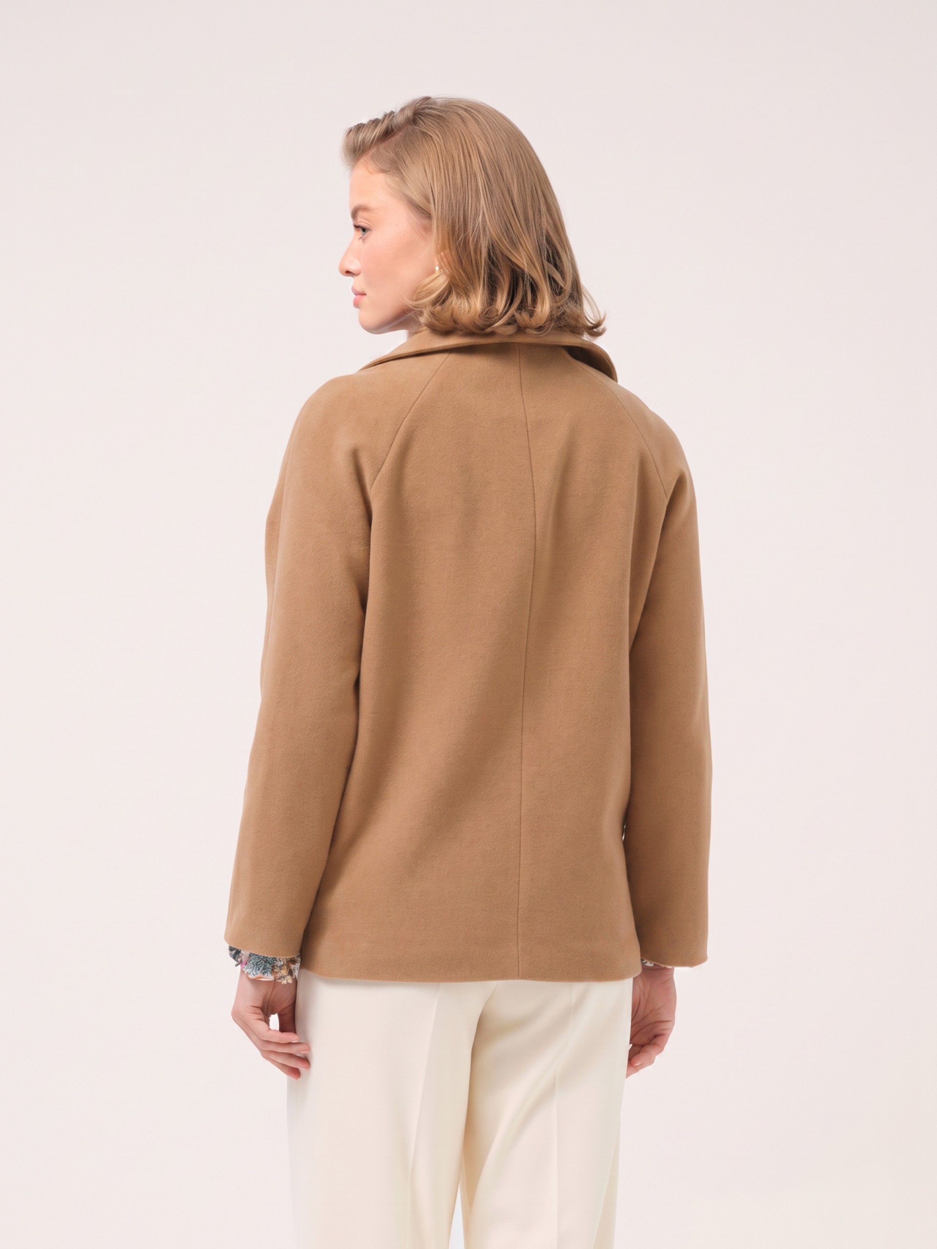 Woven short coat