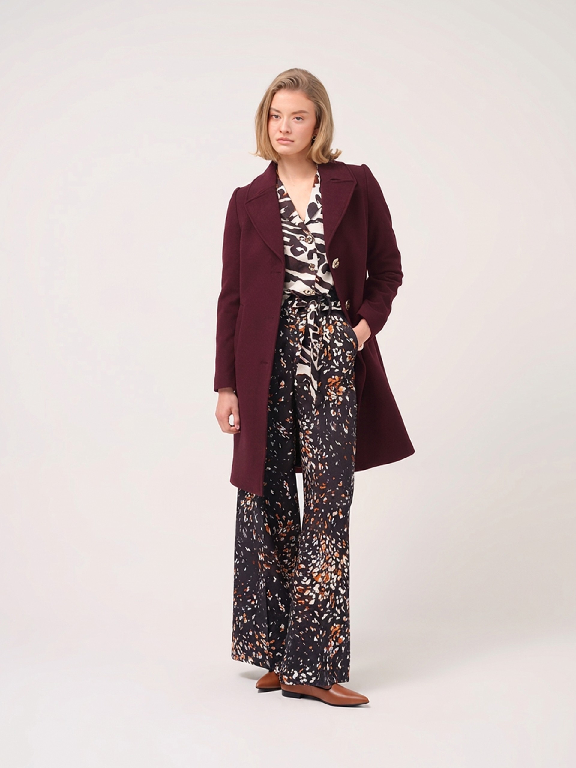 Fitted midi coat