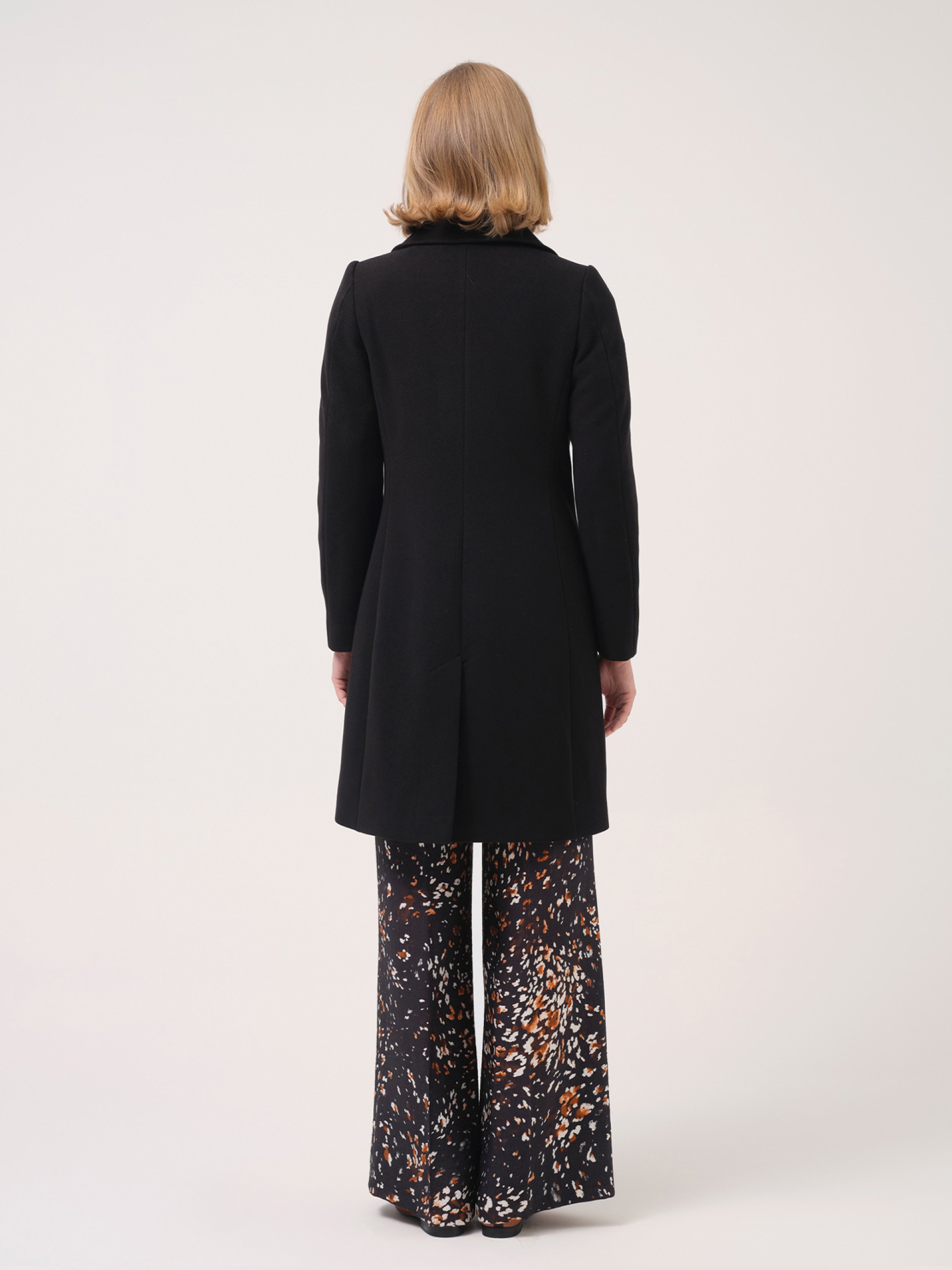 Fitted midi coat
