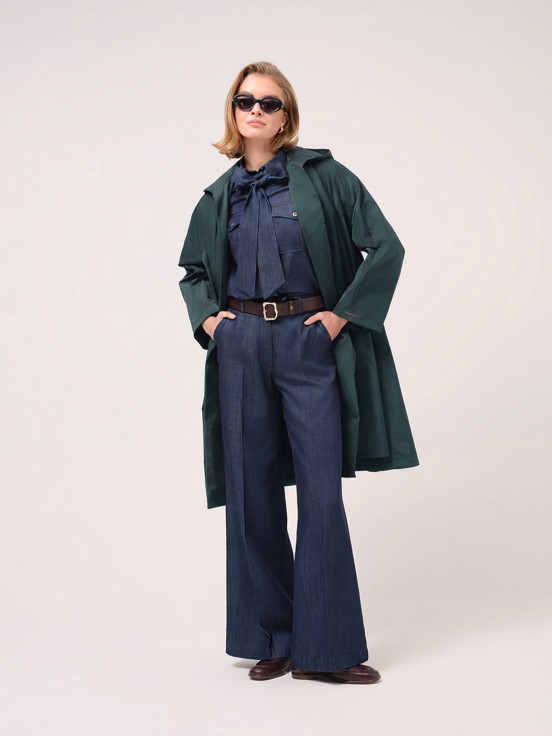 Hooded rain cape