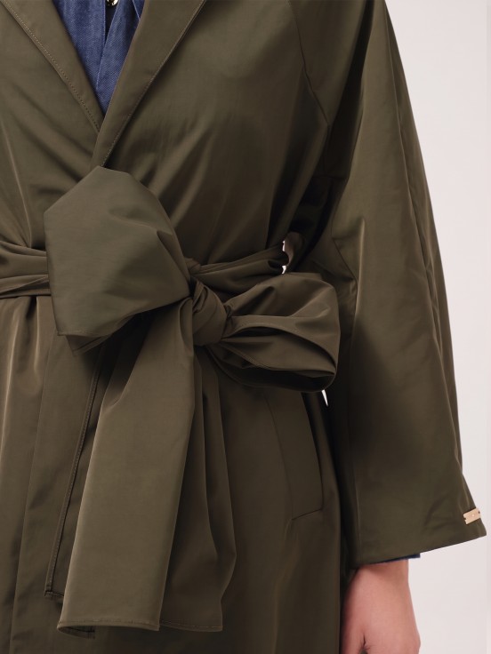 Hooded rain cape
