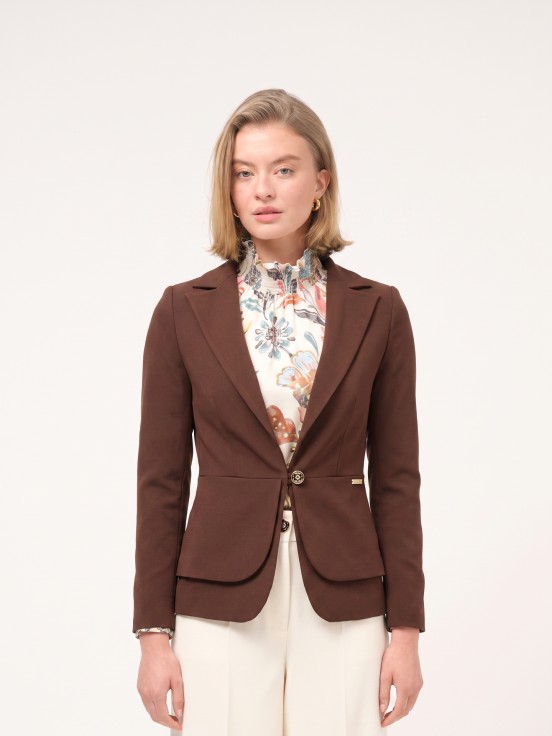 Blazer liso com aba