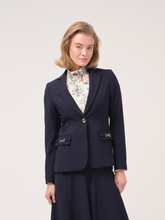 Blazer com aplicações nos bolsos