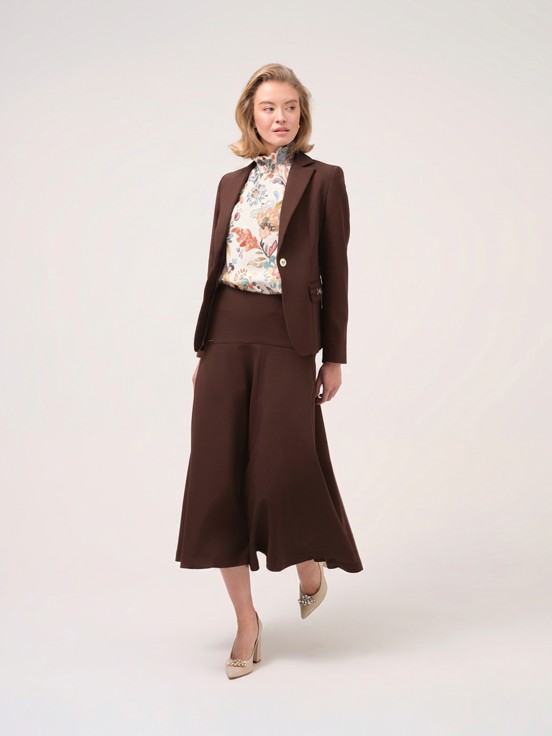 Blazer with pocket appliqués
