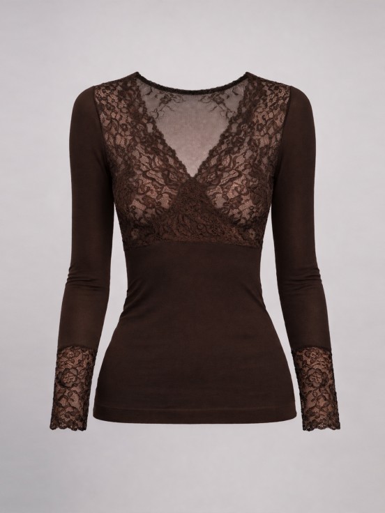 Second skin with crossover lace